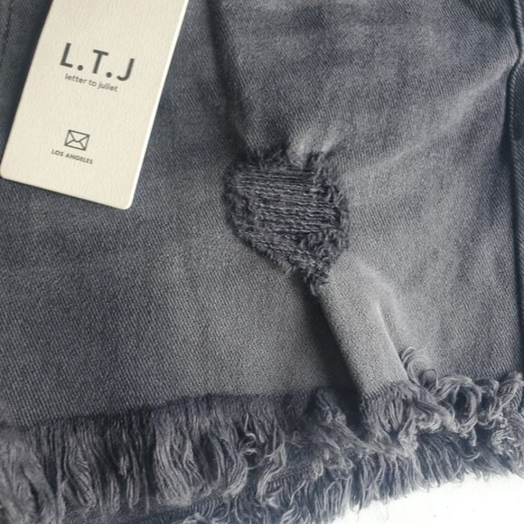 Letter To Juliet High‎ Rise Washed Black Jean Shorts Distressed L 32" Witchy NWT - Picture 14 of 16